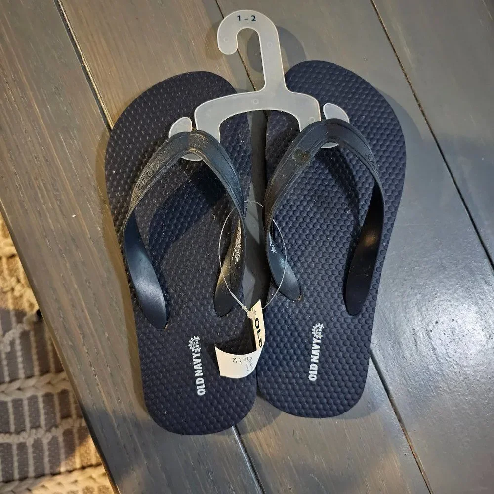 Old Navy Boys Milk Black Slip On Ankle Strap Flip Flop Flat Sandal Size 2/3